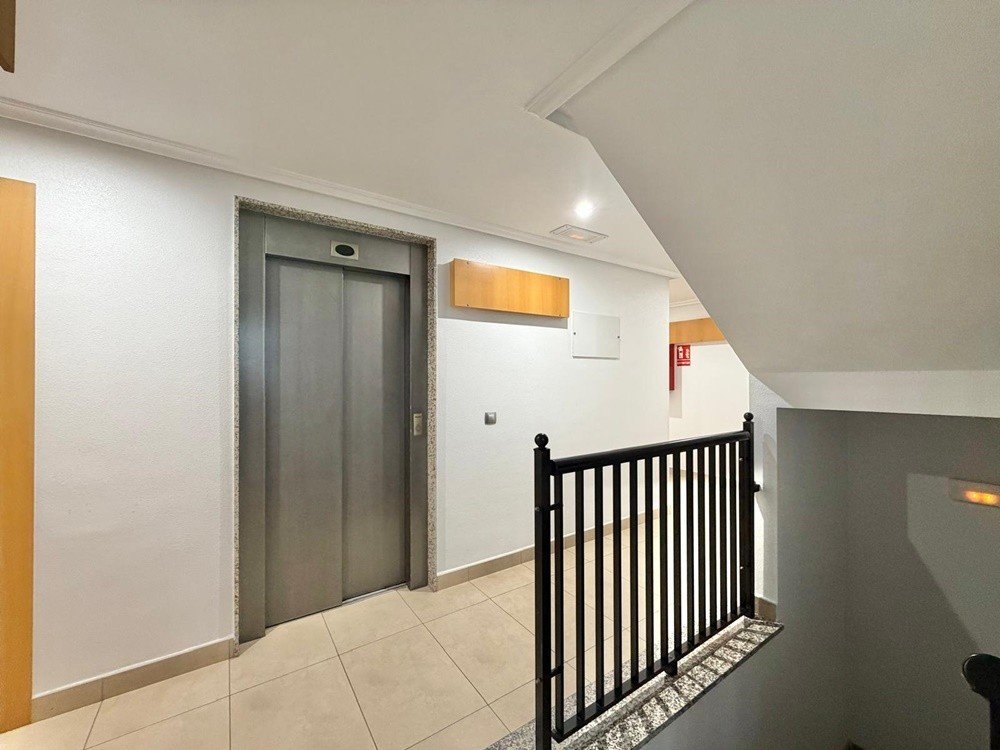 Flat in Torrevieja — image 21